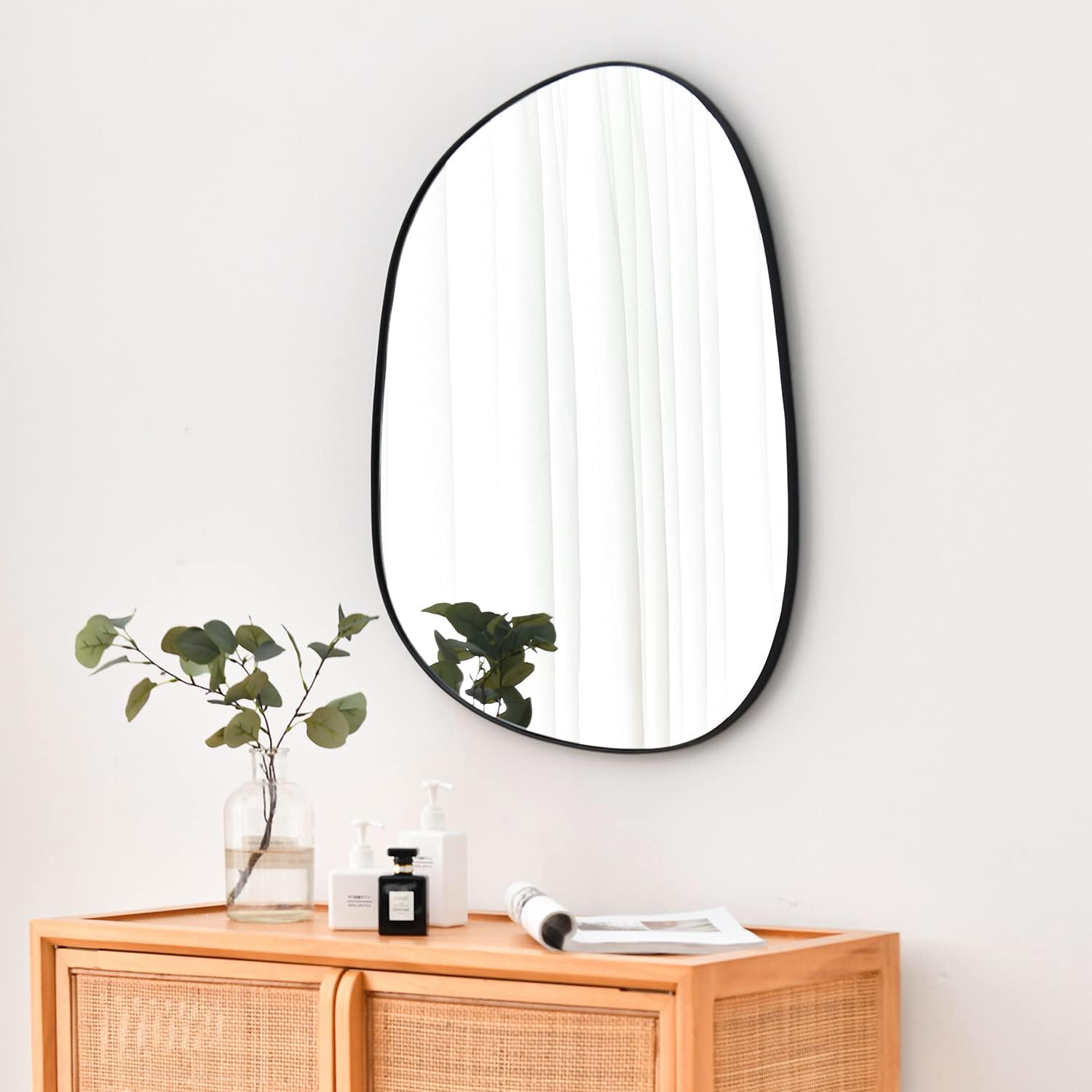 Modern Asymmetrical Wall Mirror – Artistic Metal Framed Decor for Any Room